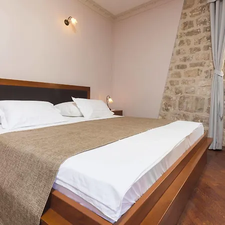 Nora Hotell Hvar Town