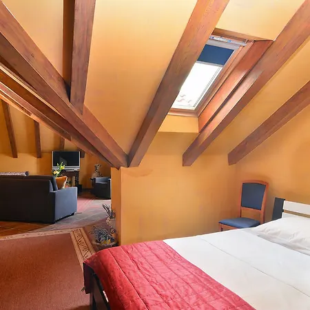 Hotell Nora Hvar Town