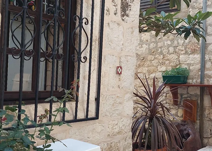 Hotel Nora