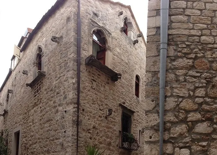 Hotel Nora 3*