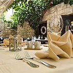 Nora 3* Hvar Town