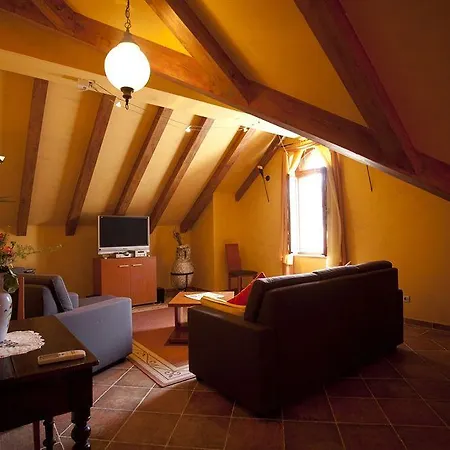Nora Hotel 3*